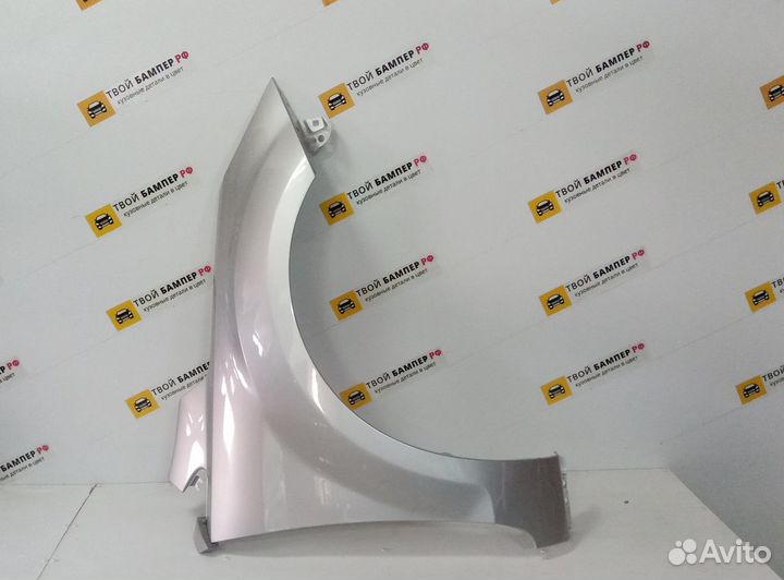 Крыло правое Ford Focus 2 Крыло Серебристое