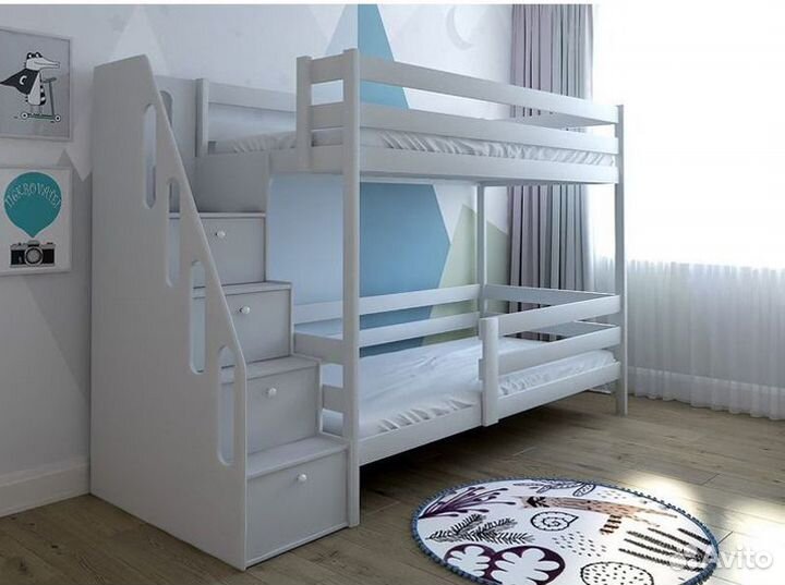 Двухъярусная детская кровать с лестницей комодом