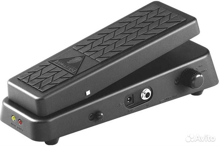 Вау-вау педаль с контролем Behringer HB01