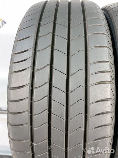 Kumho Ecsta HS51 215/55 R18 90T