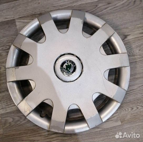 Колпаки Skoda Octavia A4 1U0601147D комплект