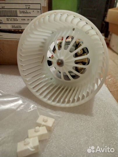 BMW 5/6/7 F-series Вентилятор отопителя