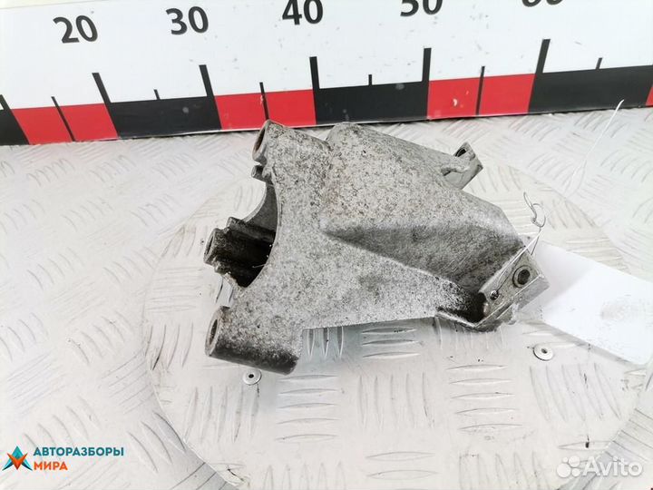 Кронштейн топливного фильтра Peugeot 307 2002