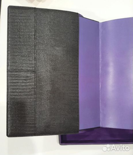 Ежедневник с иллюстрациями