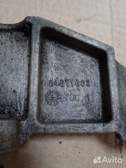 Кронштейн Pontiac Grand AM Понтиак гранд ам