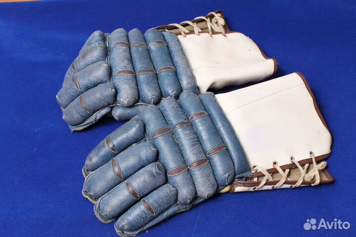 Краги хоккейные