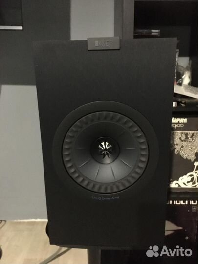 Полочная акустика KEF Q350 Satin Black