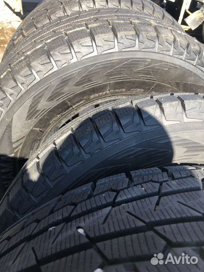 Yokohama Ice Guard IG60 265/70 R16