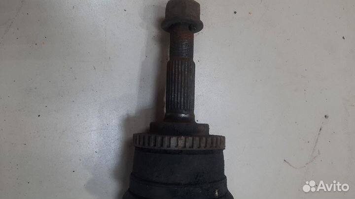 Полуось (привод) передняя правая Nissan Primera