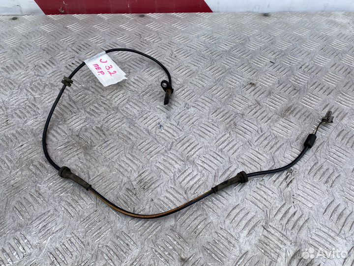 Датчик абс Передний Nissan Teana J32