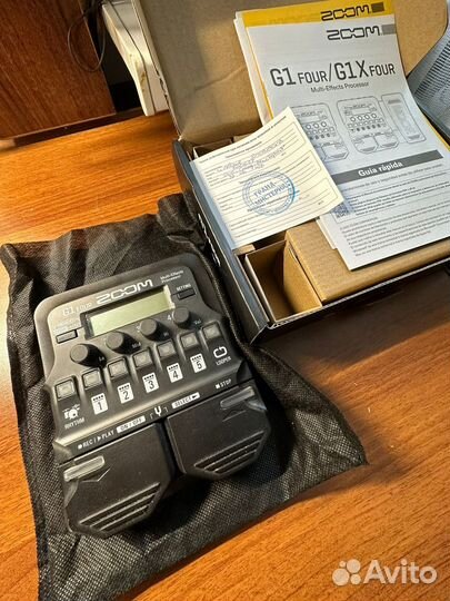 Гитарный процессор Zoom G1 Four
