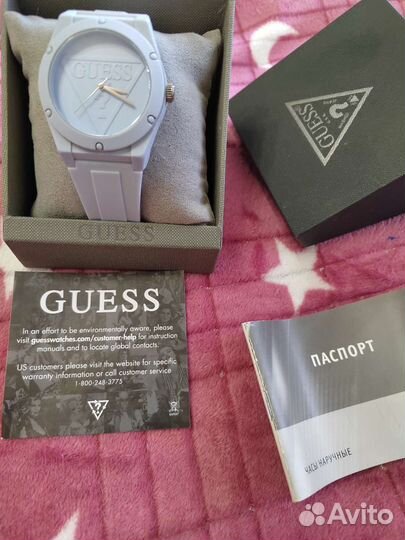 Часы guess