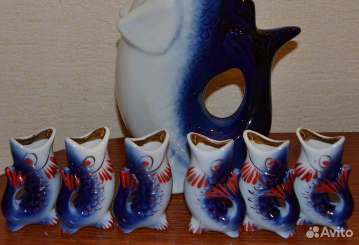 Фарфоровые статуэтки. Рыбки и рюмки. зхк