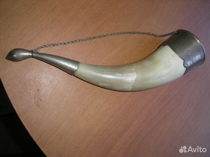 Рог на цепочке