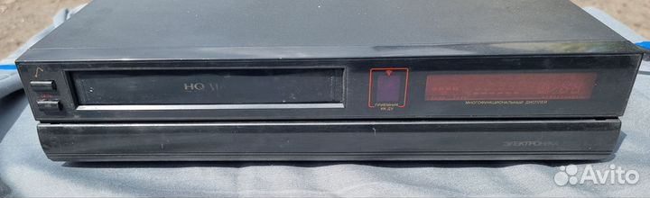 Видеомагнитофон электроника вмц 8220
