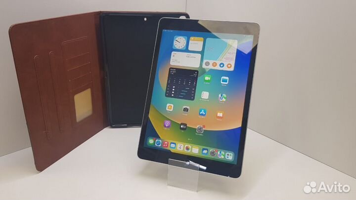 Планшет без SIM-карты Apple iPad 9 10,2 Wi-Fi 3/64