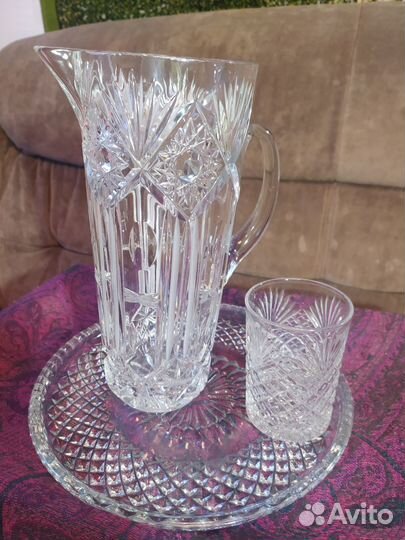 Графин хрустальный на подносе со стаконом, винтаж