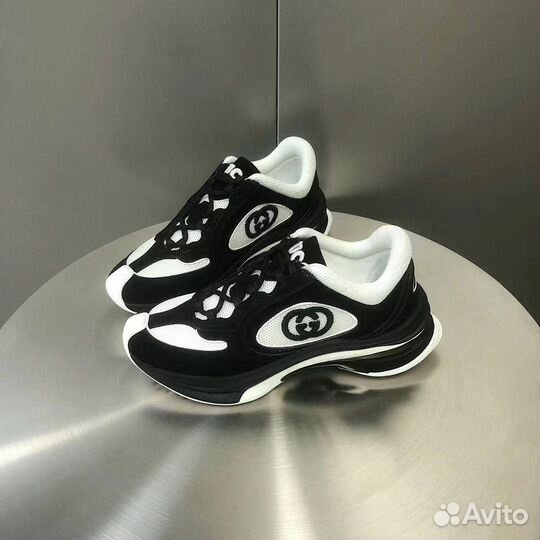 Кроссовки женские Gucci