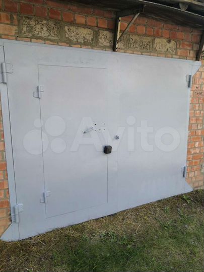 Гараж, > 30 м²