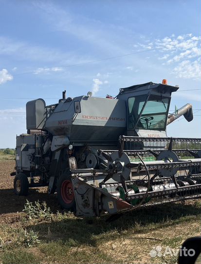 Комбайн Нива-Сельхозтехника СКА-5, 2009