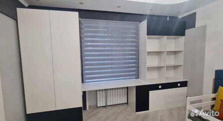 Рабочая зона у окна