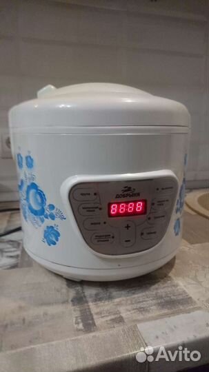 Мультиварка Добрыня DO-1003