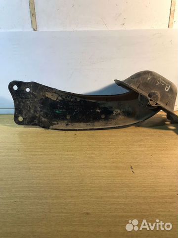 Volkswagen passat b6 задний продольный рычаг