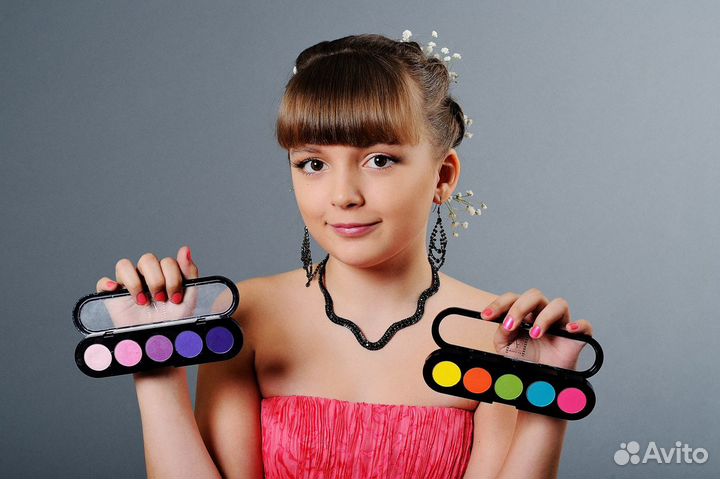 Бижутерия колье и серьги