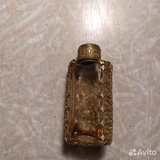 Флаконы от духов винтаж