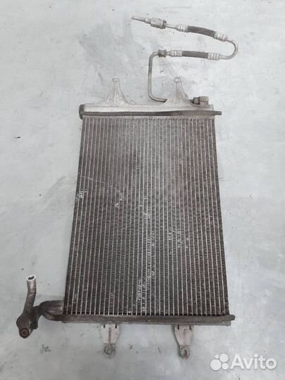 Радиатор кондиционера Volkswagen Golf 5 2008