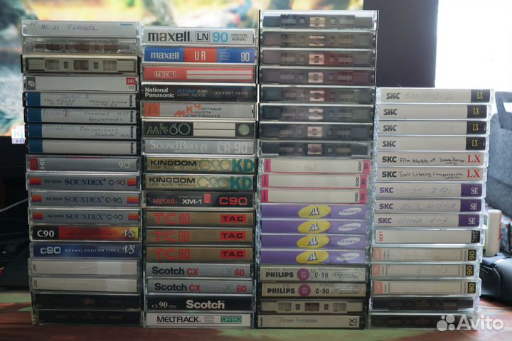 Коллекция аудиокассет Maxell SKC Samsung Kingdom T