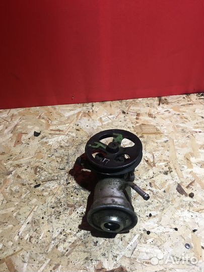 Насос гур Тойота Витс ярис 1л 1sz двигатель