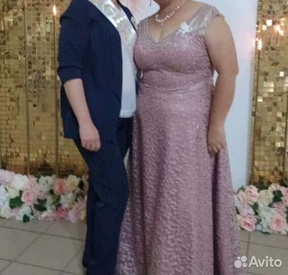 Вечернее платье в пол