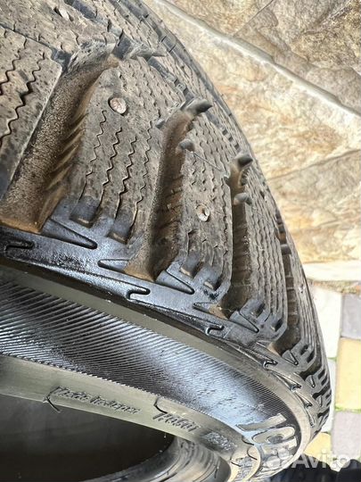 Bridgestone Ice Cruiser 5000 215/4.5 R17