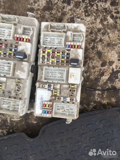 Блок предохранителей Ford Focus 2