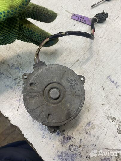 Моторчик основного вентилятора Mazda CX-7