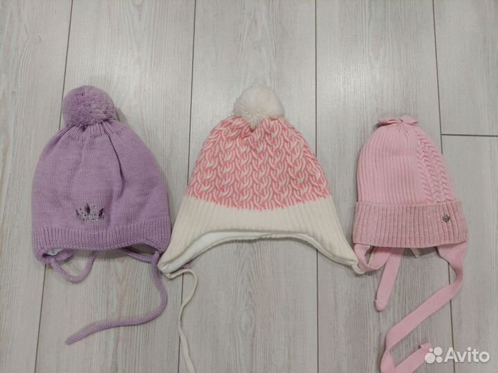Шапки осень зима 46-48 пакетом