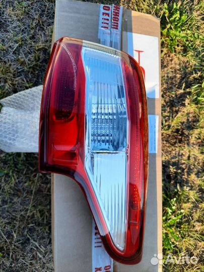 Фонарь задний на nissan qashqai j11