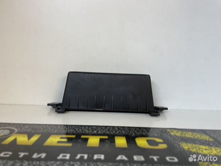 Лоток передней консоли Solaris Солярис 2011-2017