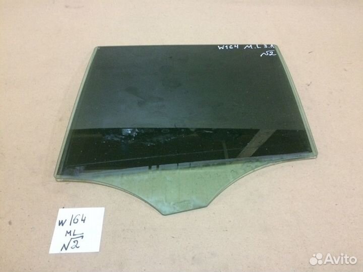 Стекло двери Mercedes ML W164
