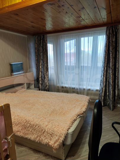 Комната 70 м² в 2-к., 2/2 эт.