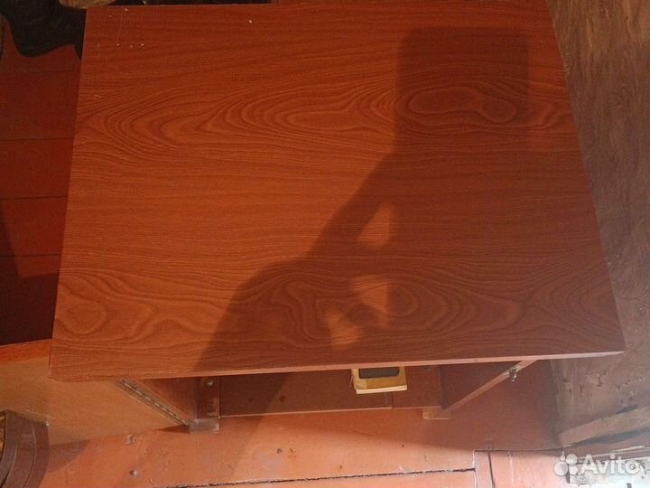 Швейная машина зиг-заг с электрическим приводом