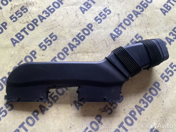 Воздухозаборник BMW X1 E84