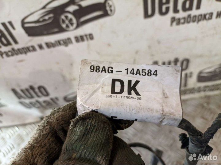 Коса двери передняя левая Ford Focus 1 хэтчбек