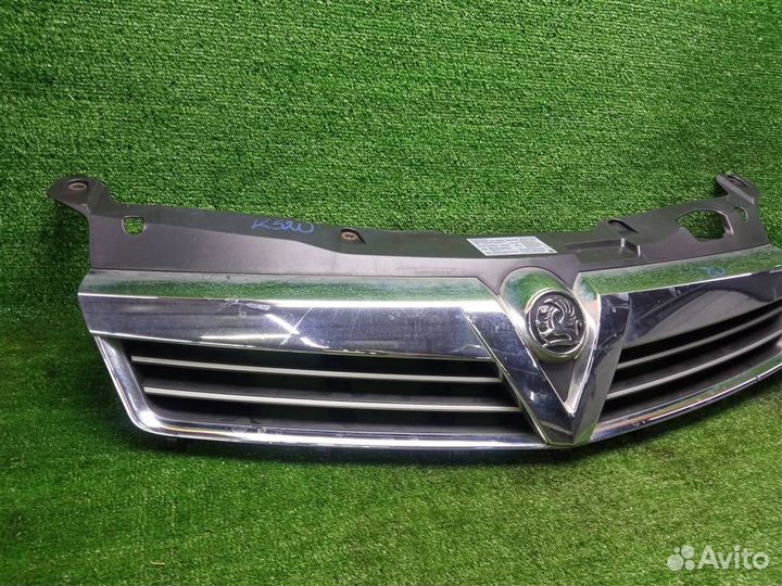 Решетка радиатора Opel Astra H (2004-2014)