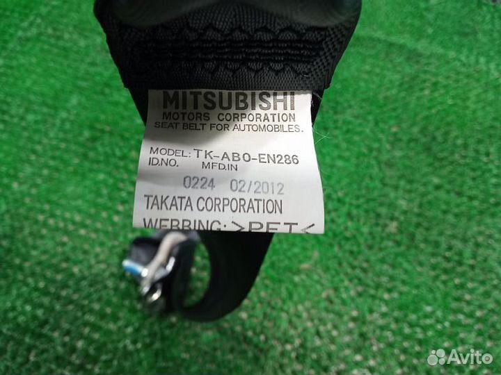 Ремень безопасности задний правый Mitsubishi pajero IV