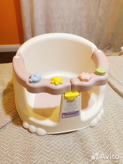 Стульчик для купания в ванной