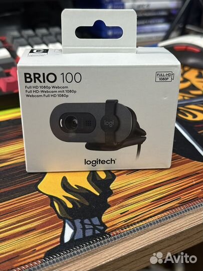 Веб камера logitech brio100