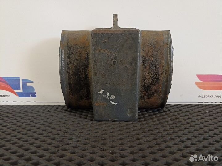 1896605 Проставка моста заднего Daf XF106