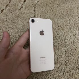 iPhone 8, 128 ГБ